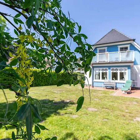 Traumfaenger Holiday home Wieck